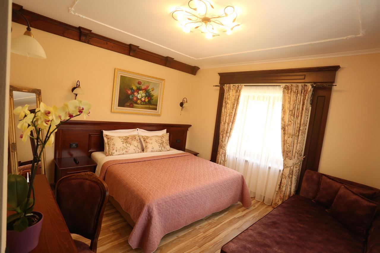 Vila Dante Boutique Hotel Tushemisht エクステリア 写真