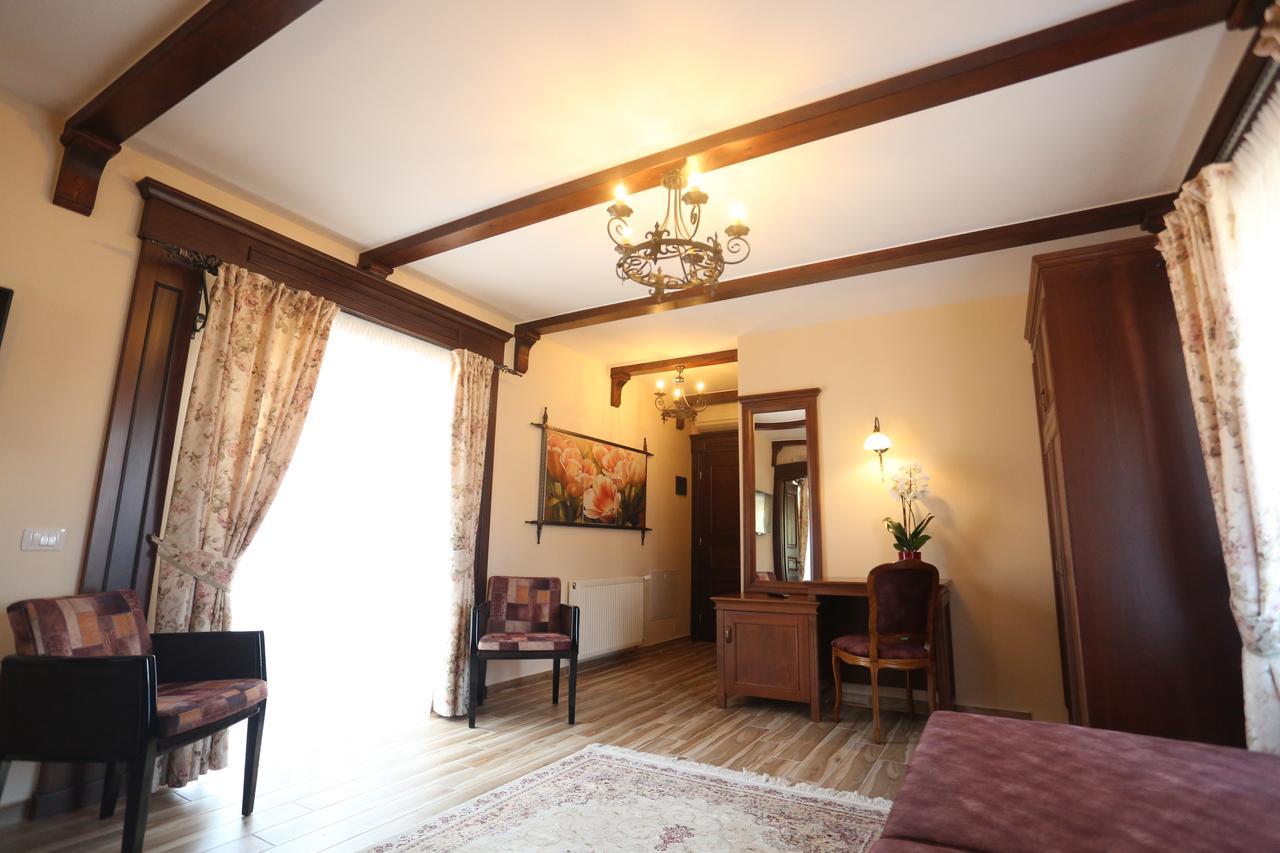 Vila Dante Boutique Hotel Tushemisht エクステリア 写真