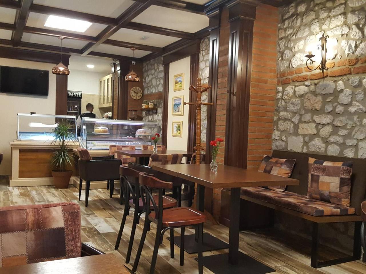 Vila Dante Boutique Hotel Tushemisht エクステリア 写真